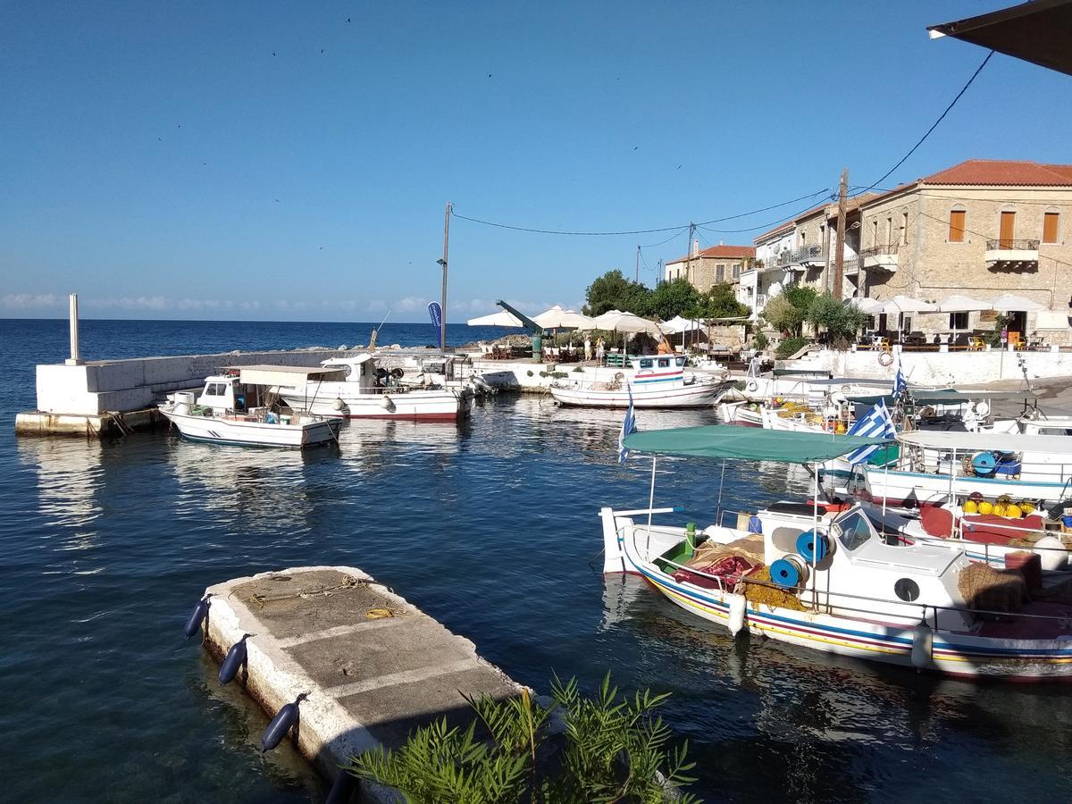 Atha-Tina:Traditional Stone Homes Agios Nikolaos  Exteriör bild